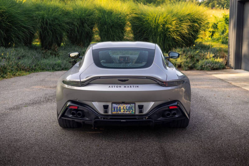 2023 Aston Martin Vantage