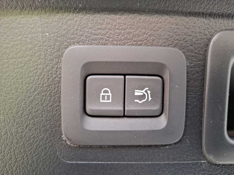 2025 Mazda CX-50 2.5 S Premium