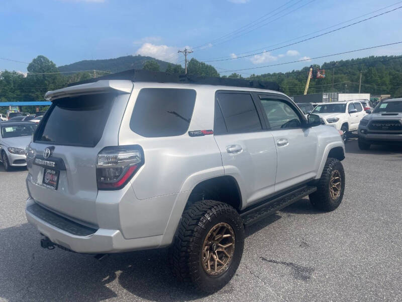 2020 Toyota 4Runner SR5