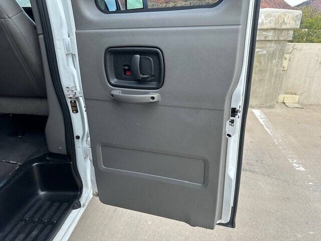 2020 Chevrolet Express LT 2500