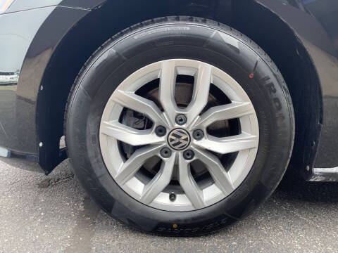 2016 Volkswagen Passat 1.8T S