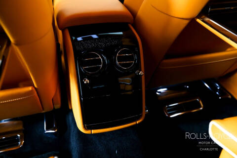 2024 Rolls-Royce Phantom EWB