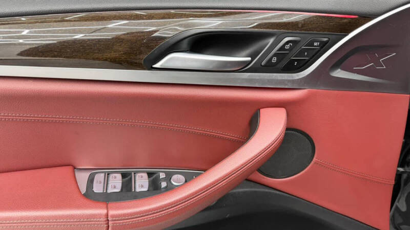 2021 BMW X4 xDrive30i