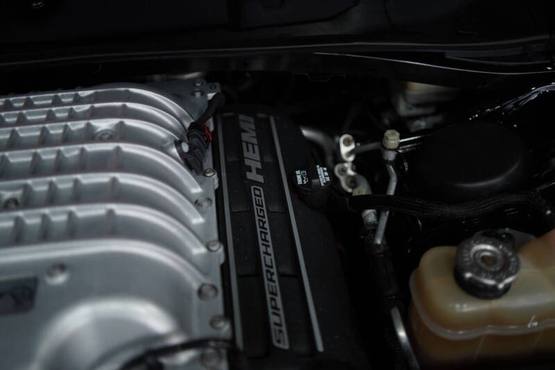 2015 Dodge Challenger SRT Hellcat