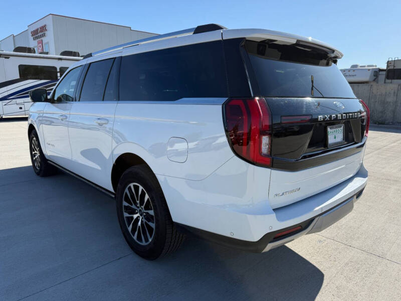 2025 Ford Expedition MAX Platinum
