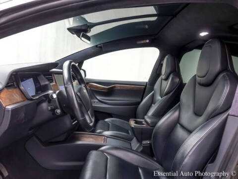 2019 Tesla Model X Standard Range