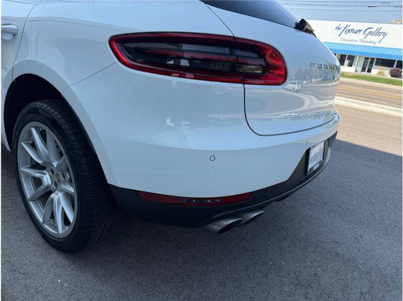 2017 Porsche Macan S