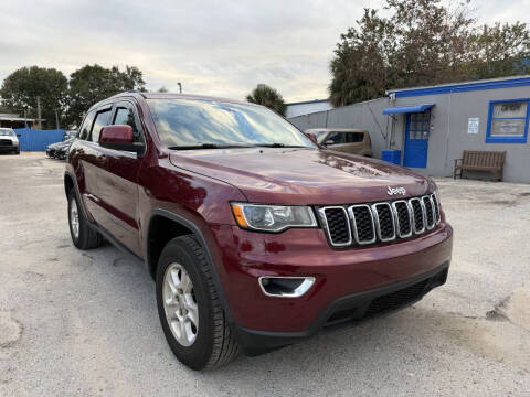2017 Jeep Grand Cherokee Laredo