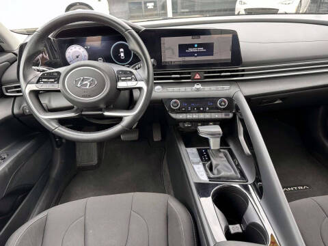 2023 Hyundai Elantra