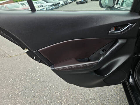 2018 Mazda MAZDA3