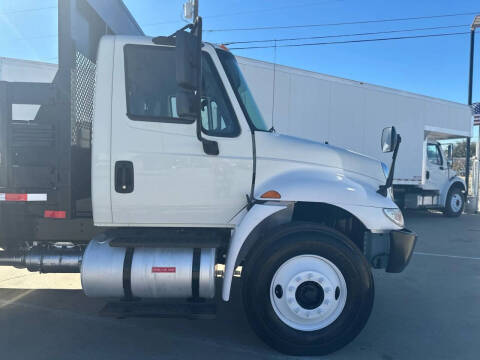 2017 International DuraStar 4300