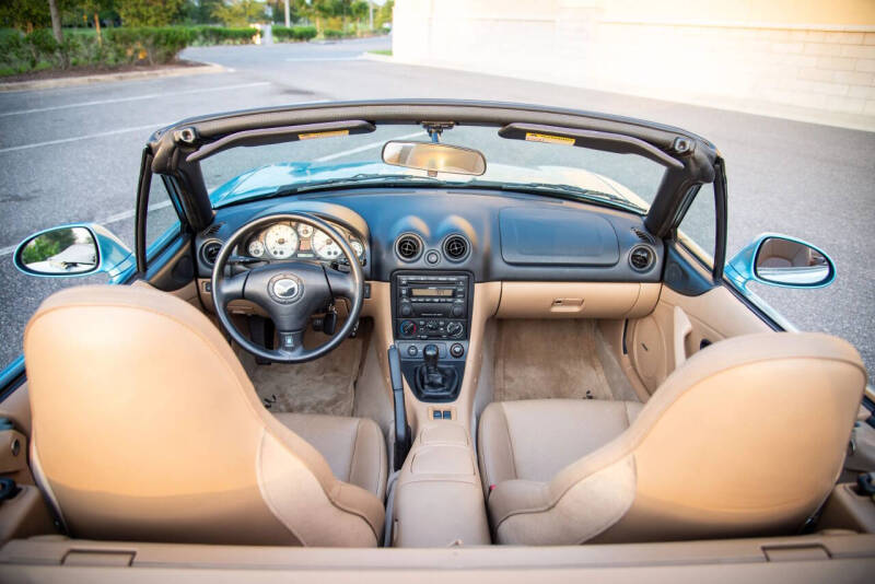 2002 Mazda MX-5 Miata