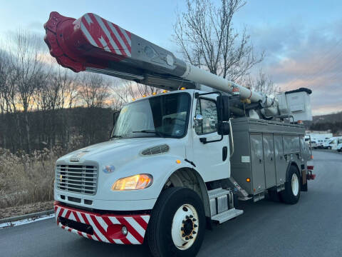 2013 Freightliner M2 106