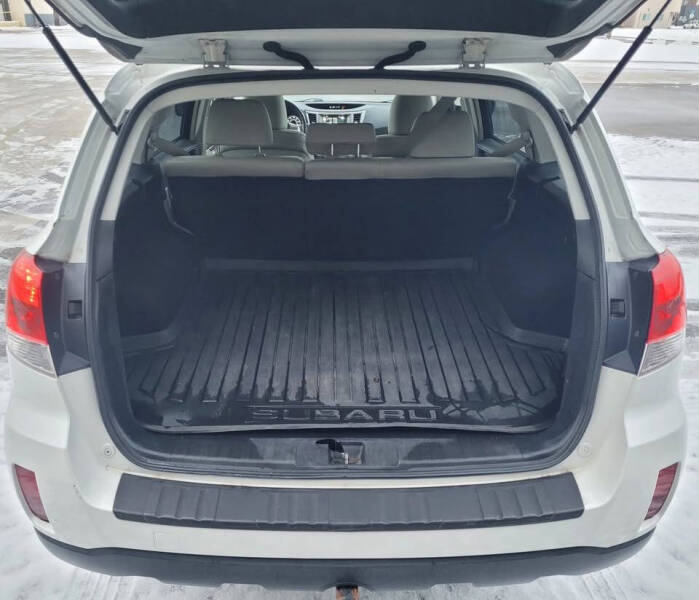 2013 Subaru Outback 2.5i Limited