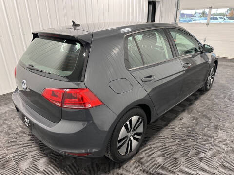 2016 Volkswagen e-Golf SE
