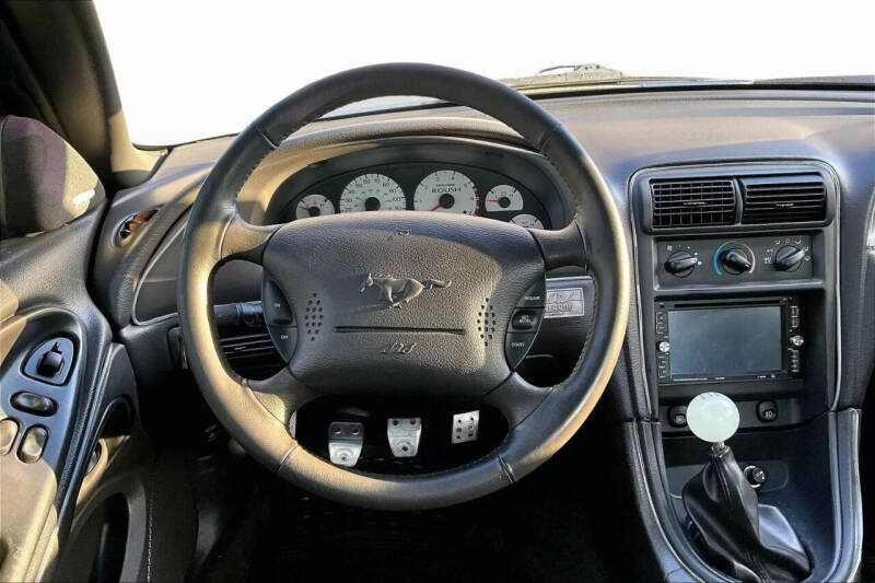 2003 Ford Mustang