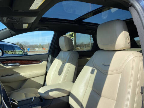 2018 Cadillac XT5 Premium Luxury