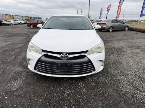 2015 Toyota Camry LE