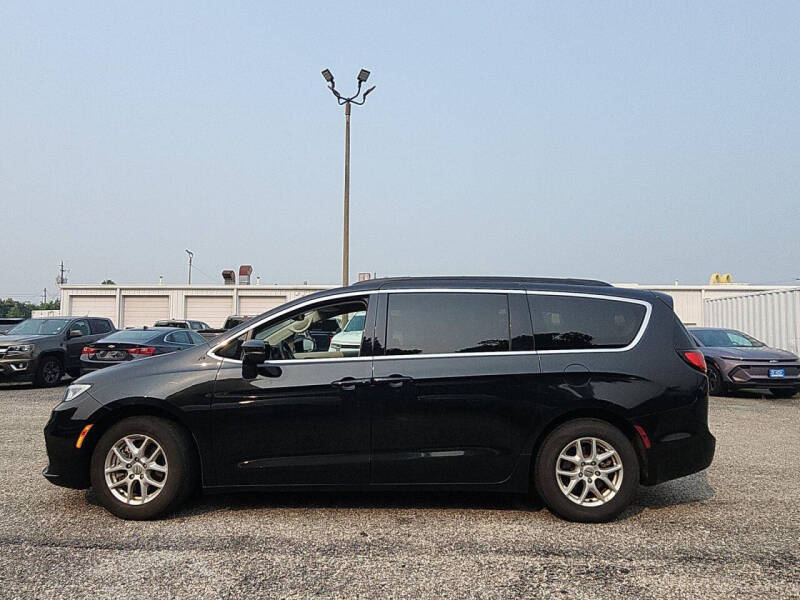 2022 Chrysler Pacifica Touring L