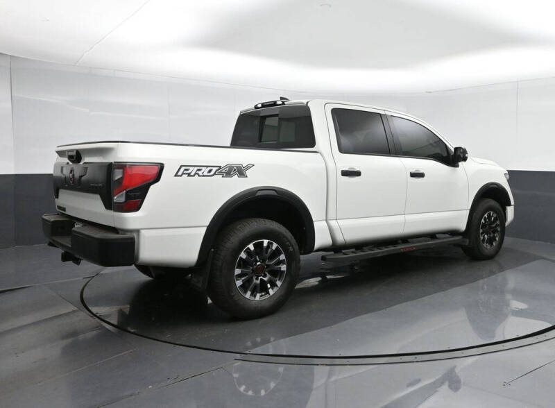 2023 Nissan Titan