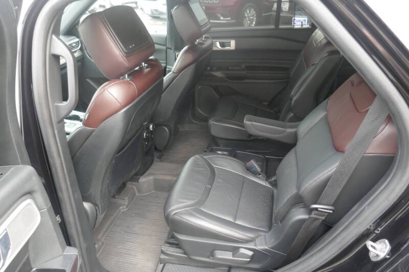 2020 Ford Explorer Platinum