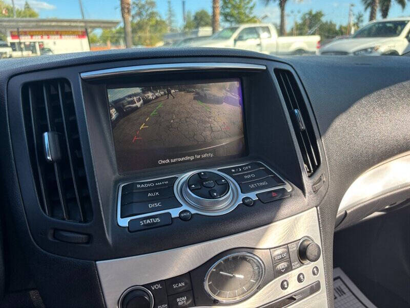 2011 Infiniti G37 Convertible