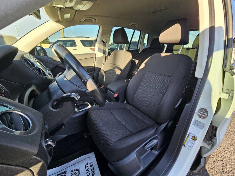 2018 Volkswagen Tiguan Limited 2.0T 4Motion