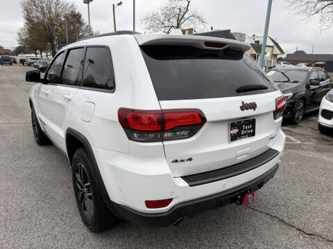 2017 Jeep Grand Cherokee Trailhawk