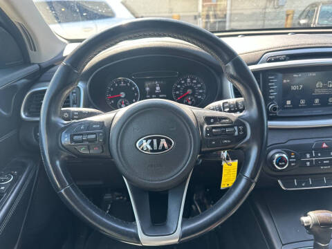 2018 Kia Sorento LX