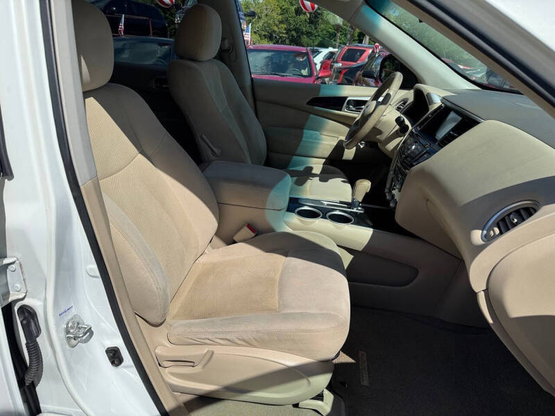 2013 Nissan Pathfinder SV