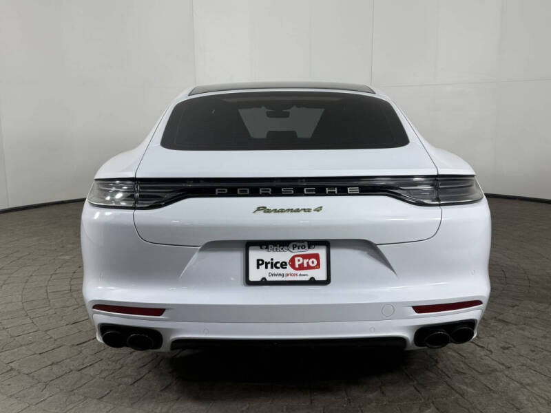 2023 Porsche Panamera