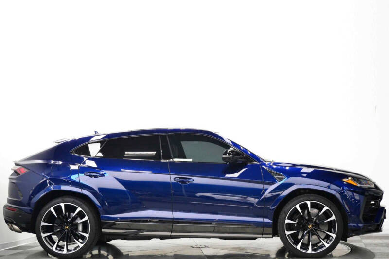 2022 Lamborghini Urus