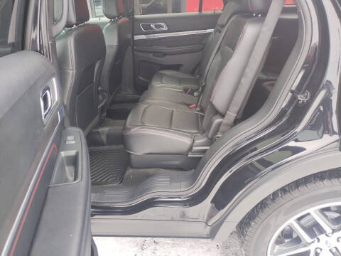 2017 Ford Explorer Sport