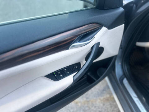 2015 BMW X1 xDrive28i