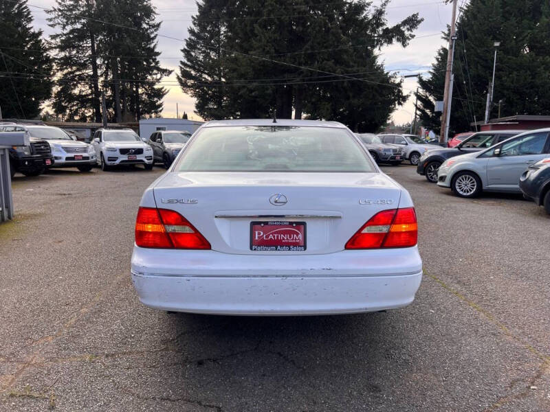 2002 Lexus LS 430