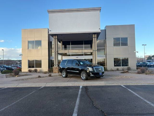 2017 Cadillac Escalade Platinum's photo