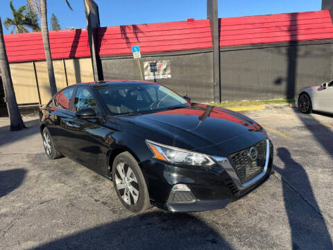 2021 Nissan Altima for sale at Kars2Go in Davie FL