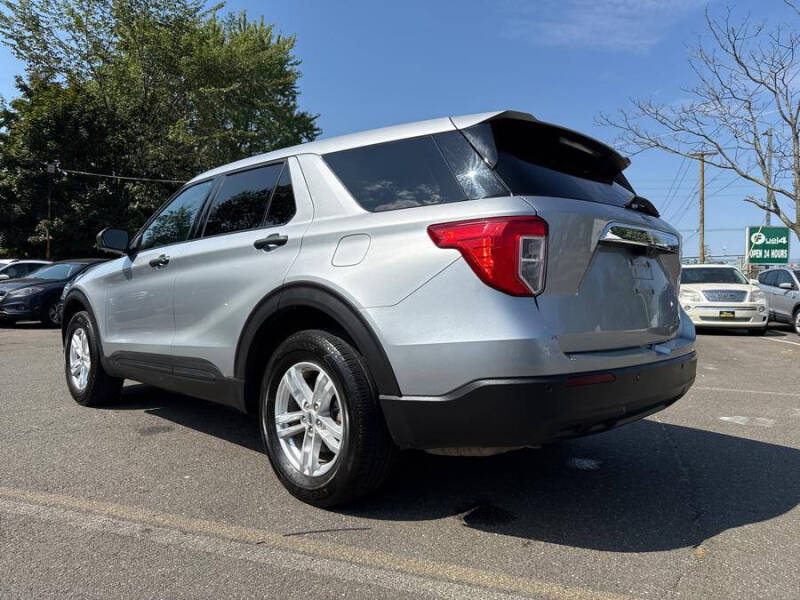 2020 Ford Explorer