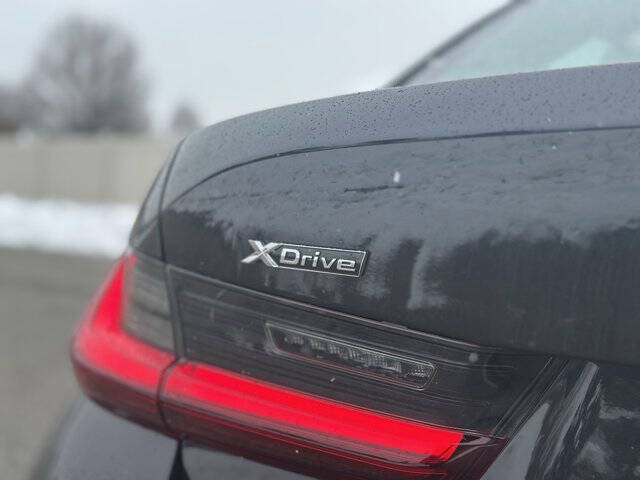 2024 BMW 3 Series 330i xDrive