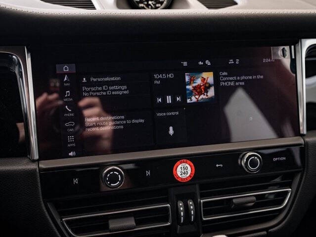 2026 Porsche Macan T