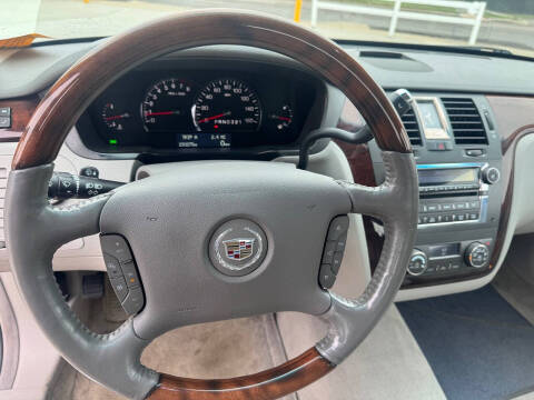 2008 Cadillac DTS Luxury I