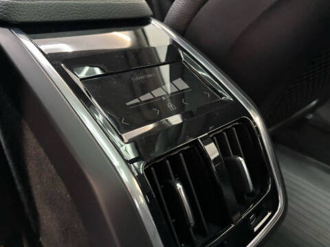 2018 Volvo S90 T5 Momentum