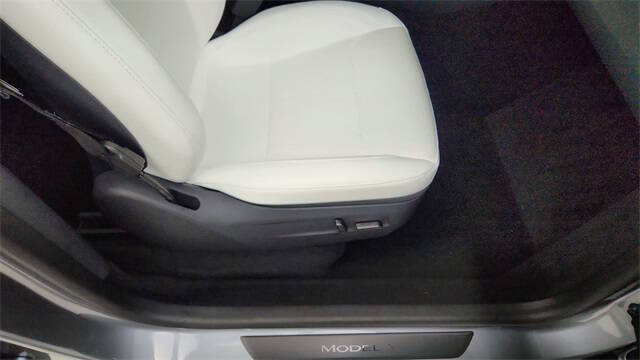 2026 Tesla Model Y Long Range