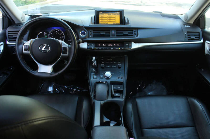 2012 Lexus CT 200h