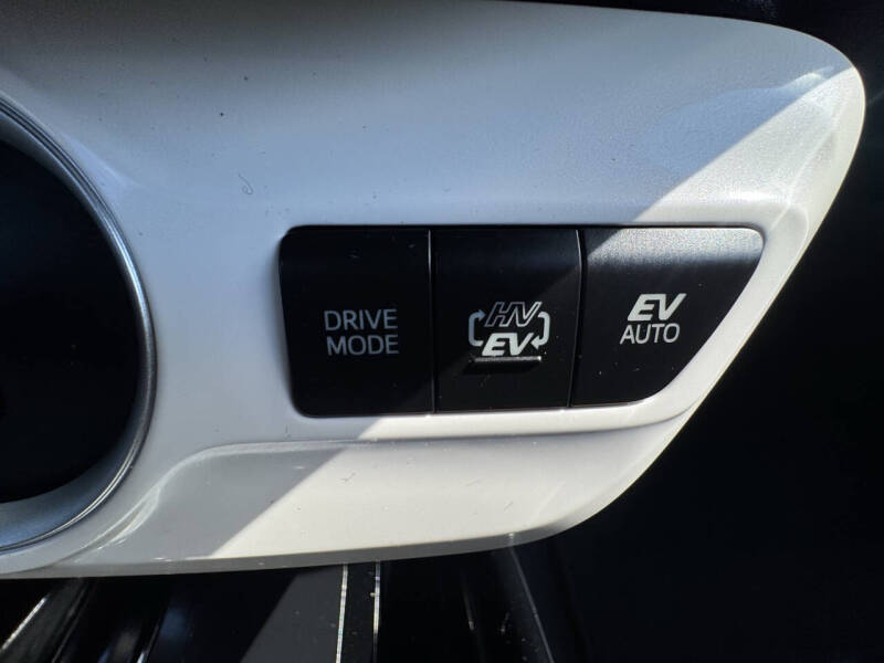 2017 Toyota Prius Prime Plus