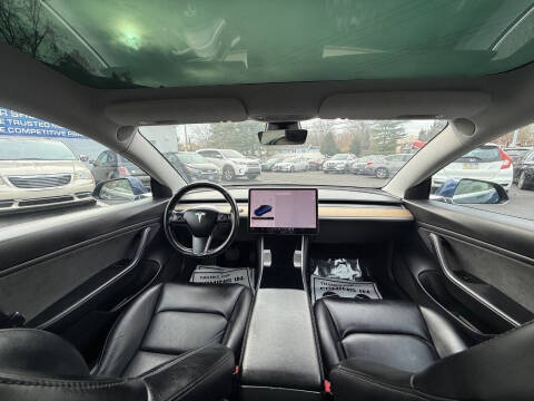 2019 Tesla Model 3 Standard Range