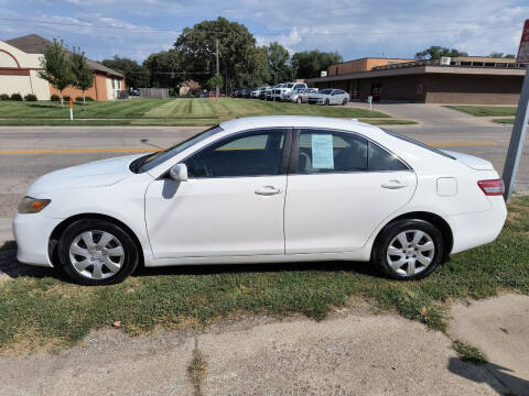 2011 Toyota Camry for sale at D and D Auto Sales in Topeka KS