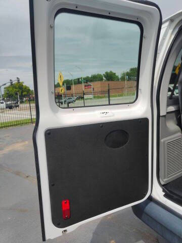 2013 Ford E-Series E-350 SD XL