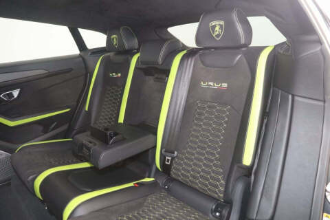 2022 Lamborghini Urus