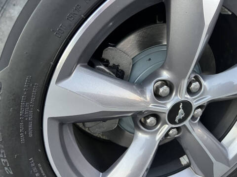 2015 Ford Mustang V6